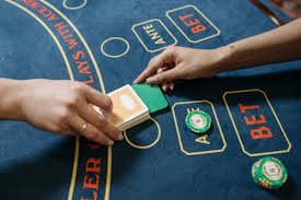 Bàn Blackjack trực tuyến luật quốc tế tại iwin68 club